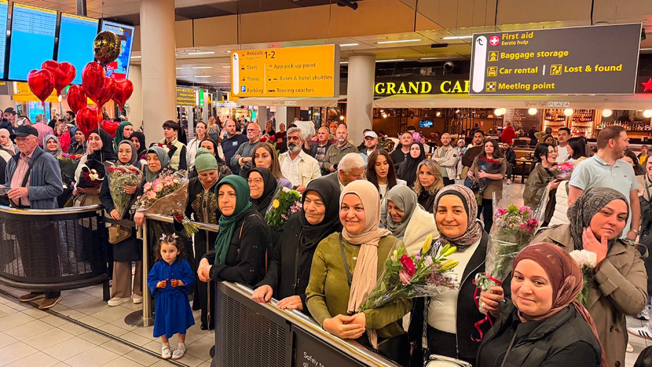 Hollanda’dan Kutsal Topraklara Giden 814 Hacı Dönüş Yaptı